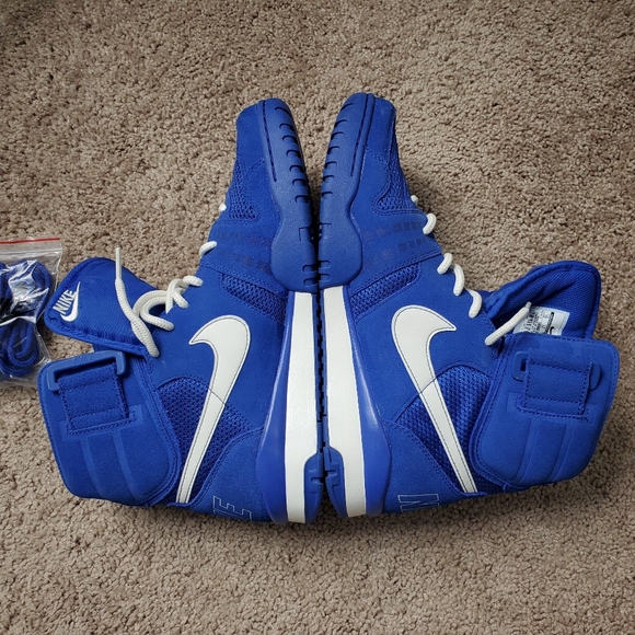 nike air shark trainer